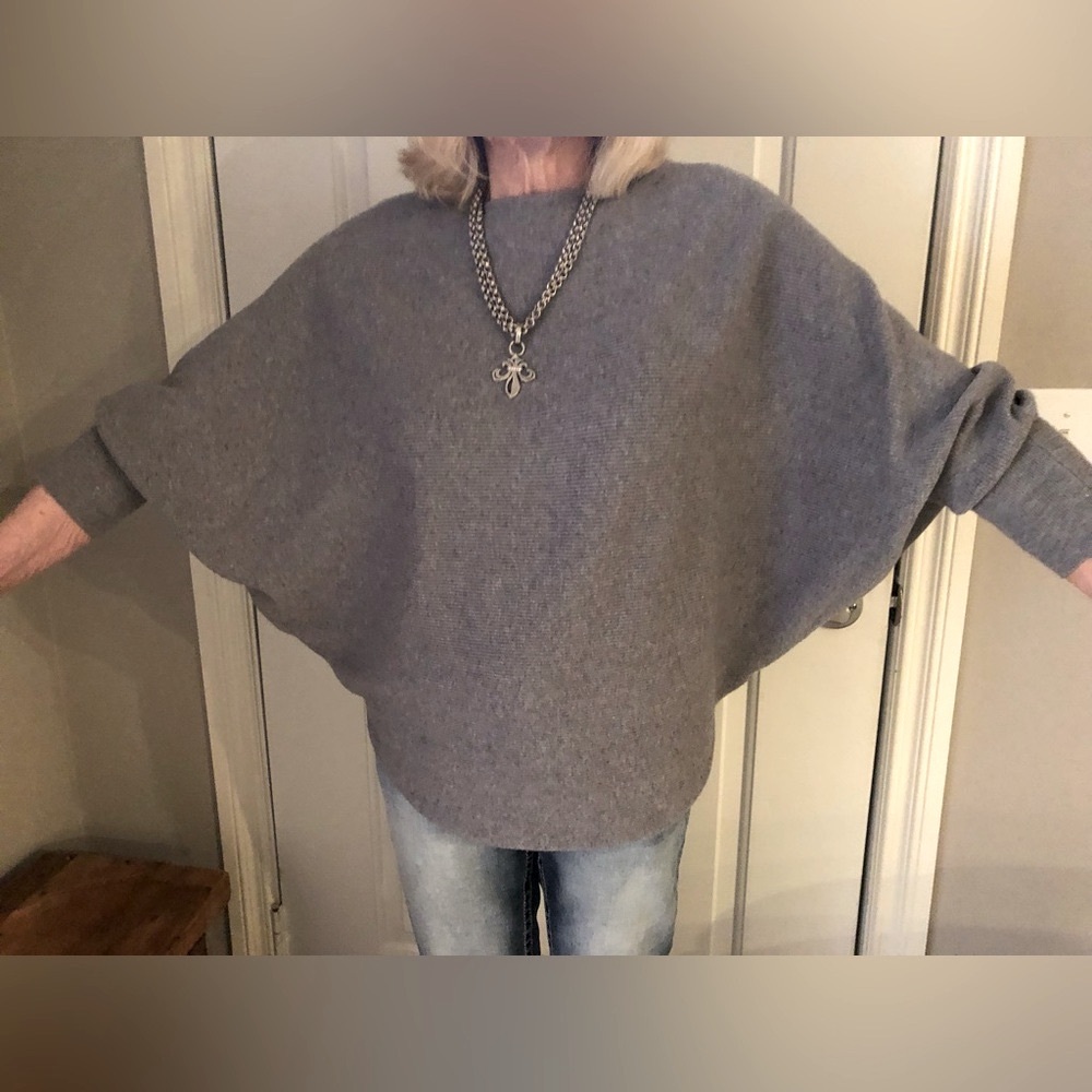 Soft & cozy gray sweater with batwing sleeves, boat neck, & shirttail hem - Picture 4 of 15